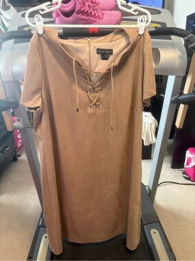 Jessica Howard Tan Lace-Up Short Sleeve Dress
